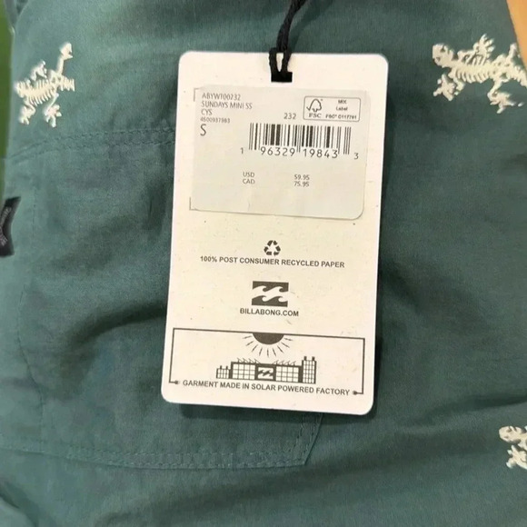 Billabong Sundays Mini Short Sleeve Button Up - Cypress  - Size Small - Picture 5 of 5